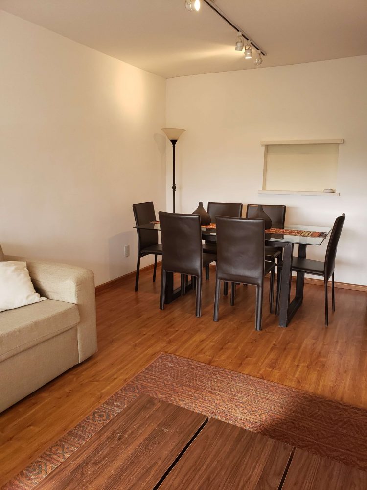 Avenida de las Américas,estrene apto muy luminoso.